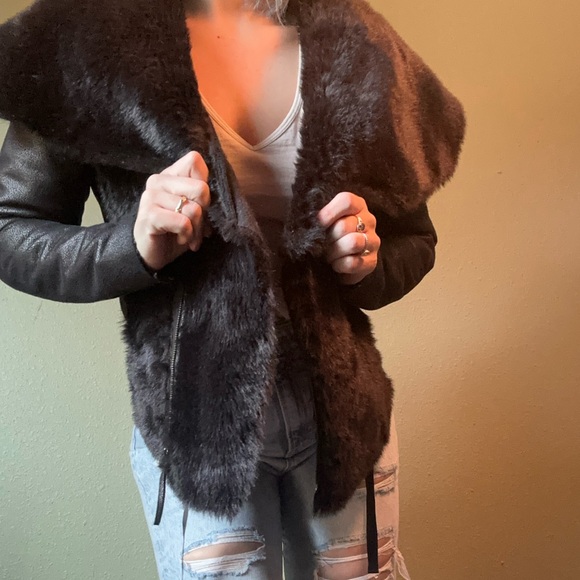 Simply Vera Vera Wang Jackets & Blazers - Simply Vera VERA WANG faux fur faux leather jacket